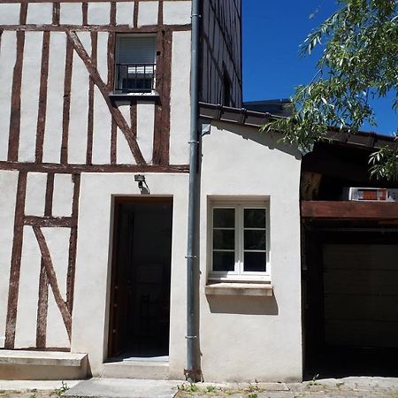 F4 Dans Maison Au Calme Pres Du Centre De Chalons En Champagne Kültér fotó